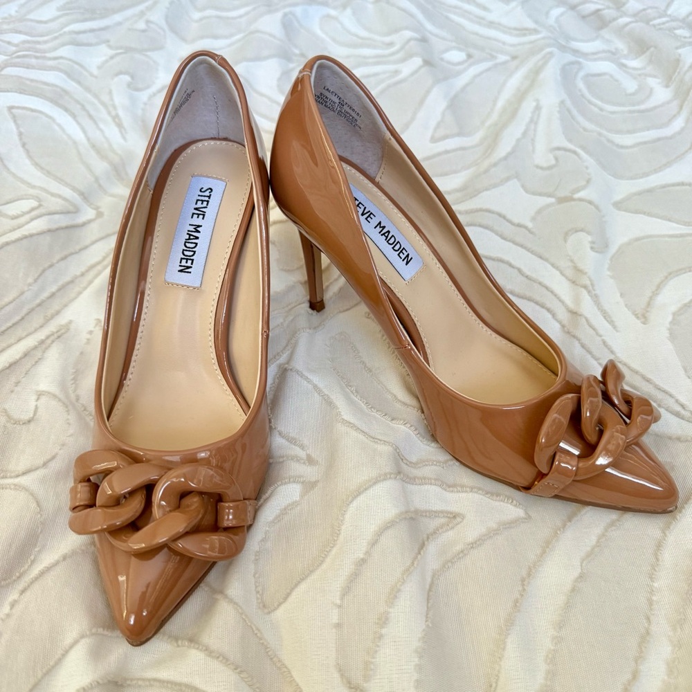 STEVE MADDEN; NEW Tan Women's Heels, Size 4, Pointed Toe, Pumps,